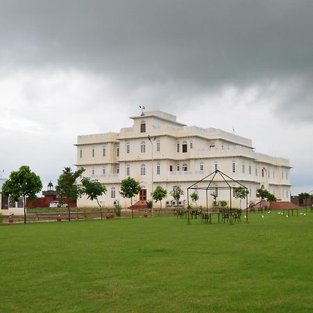 Aaram Baagh Agra Hotel ภายนอก รูปภาพ